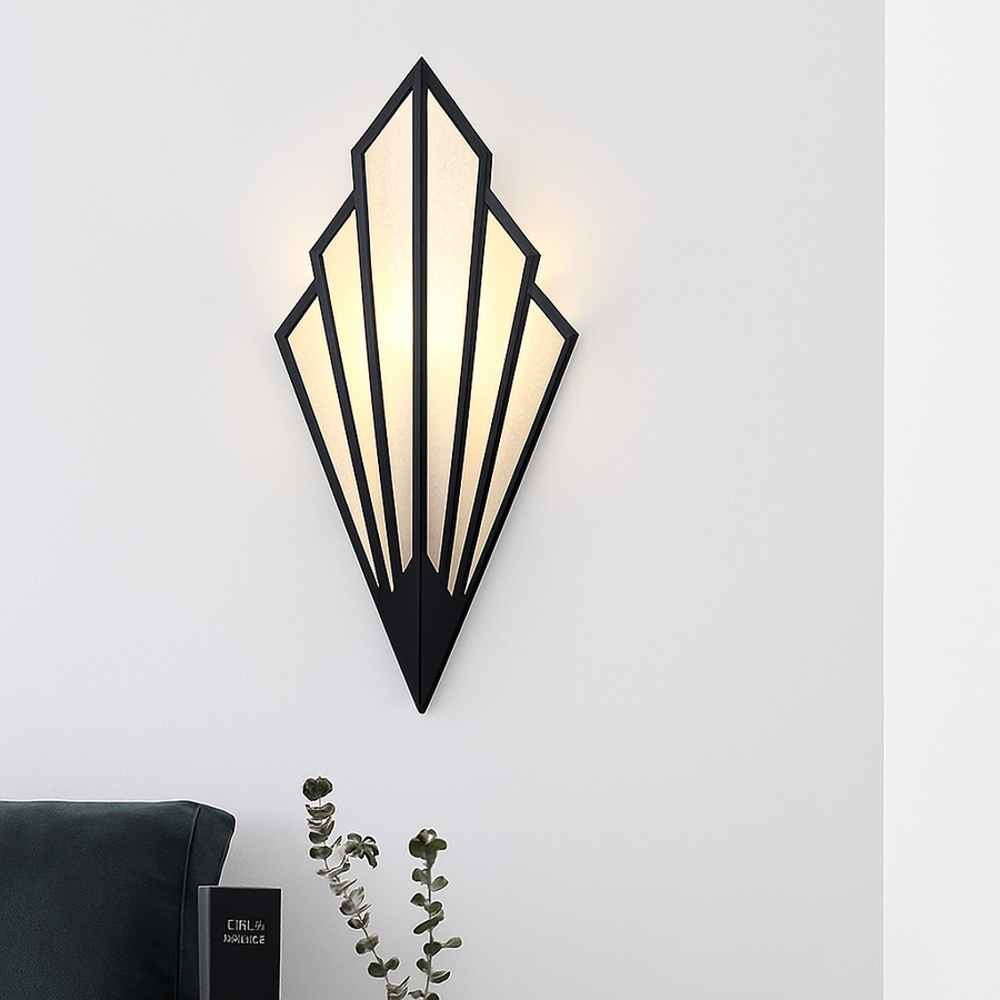 Kinkiet Art Deco z Geometrycznym Wzorem w Kształcie Wachlarza