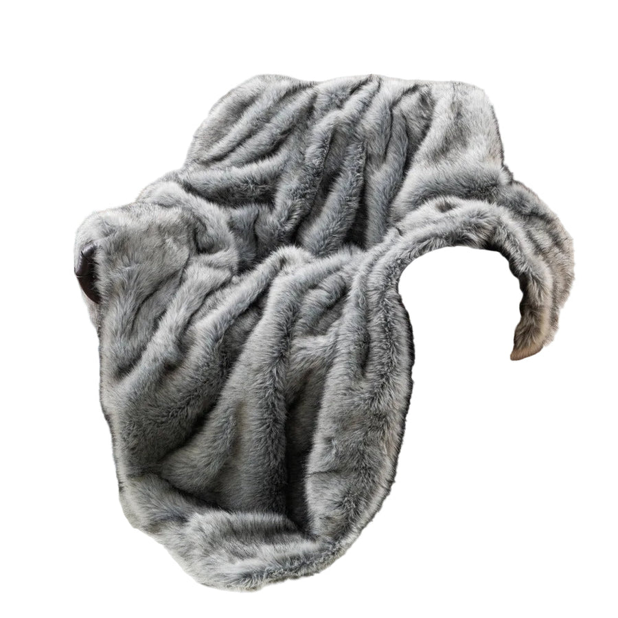 Narzuta z Futra Ekologicznego Faux Fur z Pluszową Fakturą