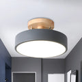 Lampa Sufitowa Skandynawska z Drewnianym Detalem i Okrągłym Kloszem