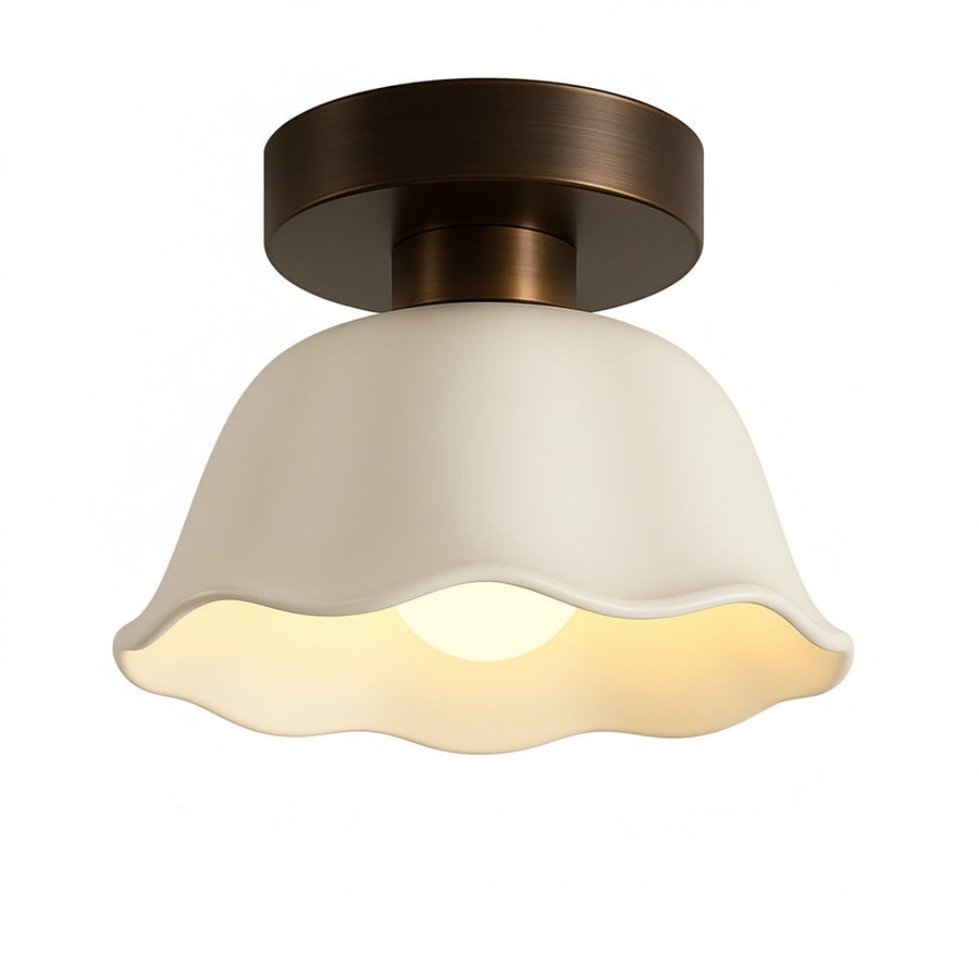 Lampa Sufitowa Vintage z Falowanym Kloszem i Oprawką