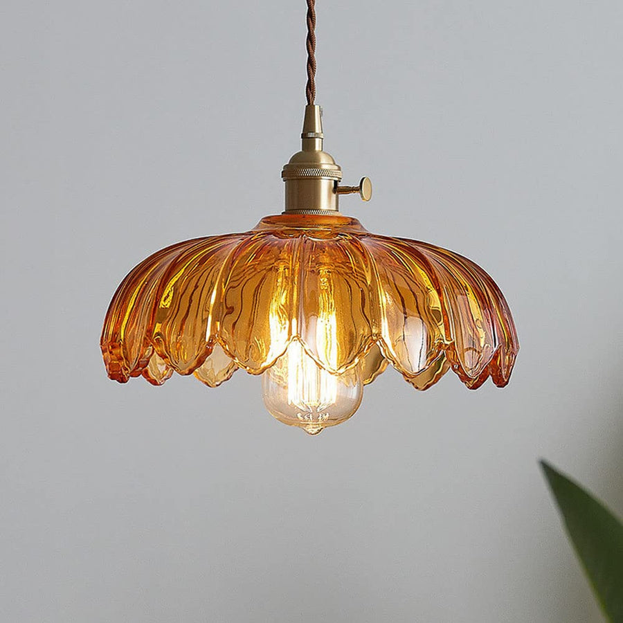Lampa Wisząca Vintage z Kloszem w Kształcie Kwiatu