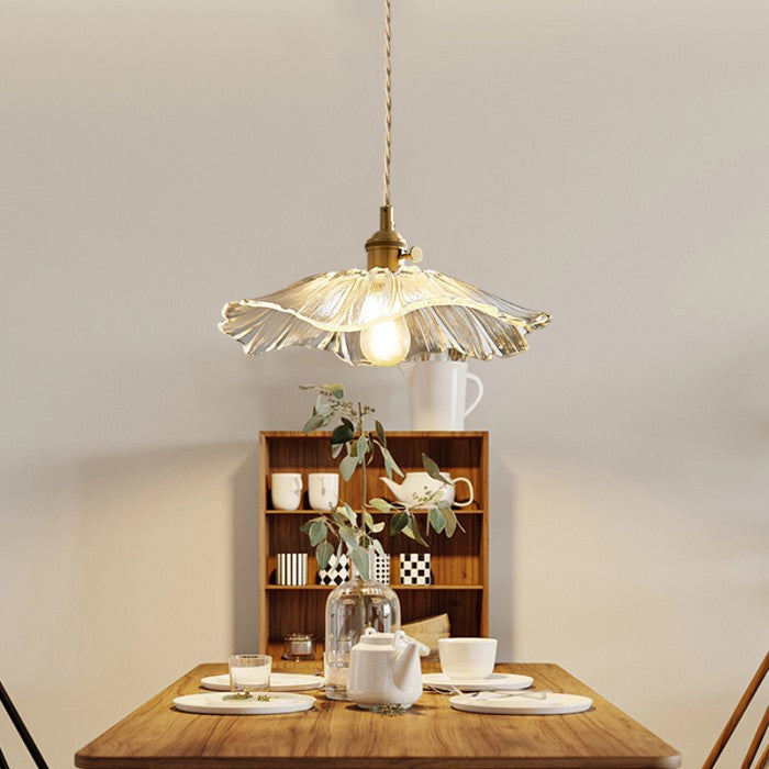 Lampa Wisząca z Kwiatowym Kloszem ze Szkła