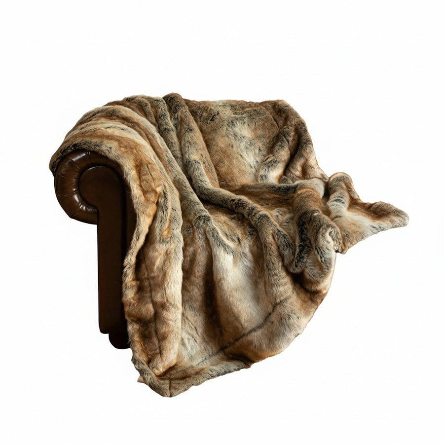 Narzuta z Futra Ekologicznego Faux Fur z Pluszową Fakturą