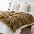 Narzuta z Futra Ekologicznego Faux Fur z Pluszową Fakturą